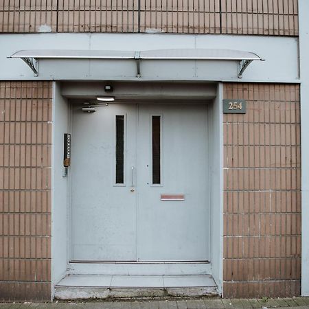 Flats Near Football Clubs Apartment Liverpool Exterior photo